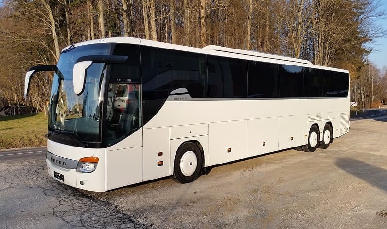 Lower Austria: Buses hire in Tulln an der Donau in Tulln an der Donau and Austria